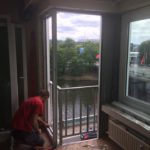 Pose de châssis PVC dans le centre de Liège